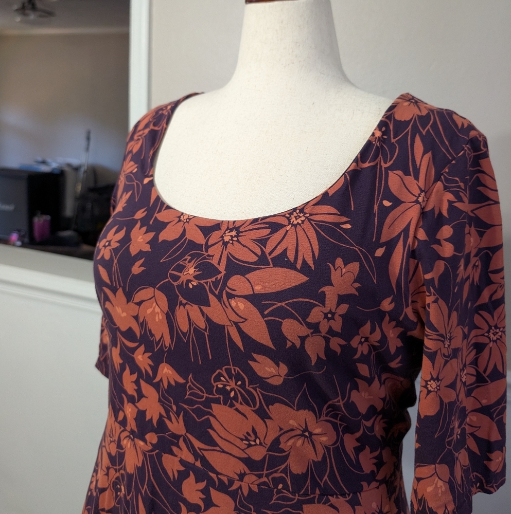 NEW Pact Fit And Flare Criss Cross Back Dress - Picture 5 of 9